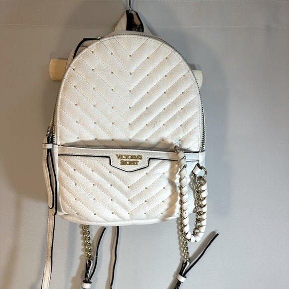 Victoria's Secret Handbags - Victoria’s Secret V-Quilt White Small Backpack Double Straps Pockets Zippers